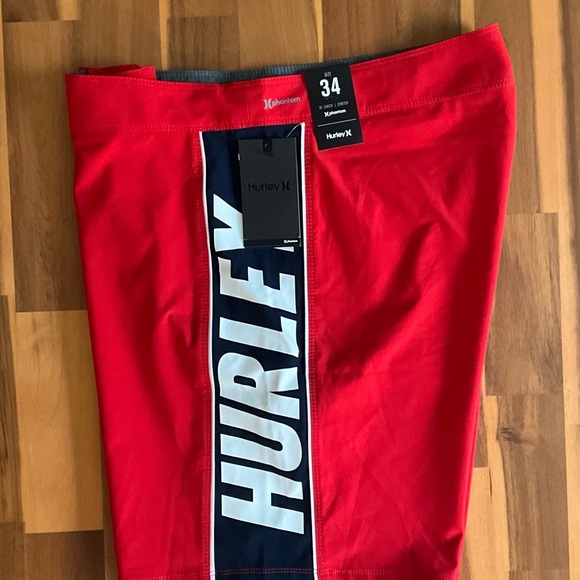 Hurley “Phantom” Board 🏄‍♂️ Short - Picture 2 of 5